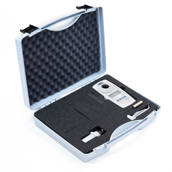Photometers and Spectrophotometers