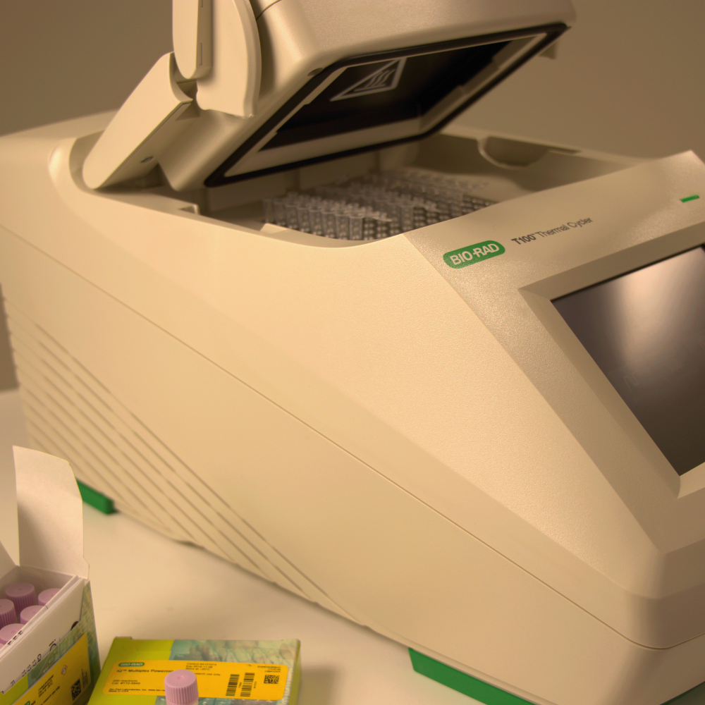 Bio-Rad T100 Thermal Cycler Bio-Rad T100 Thermal Cycler